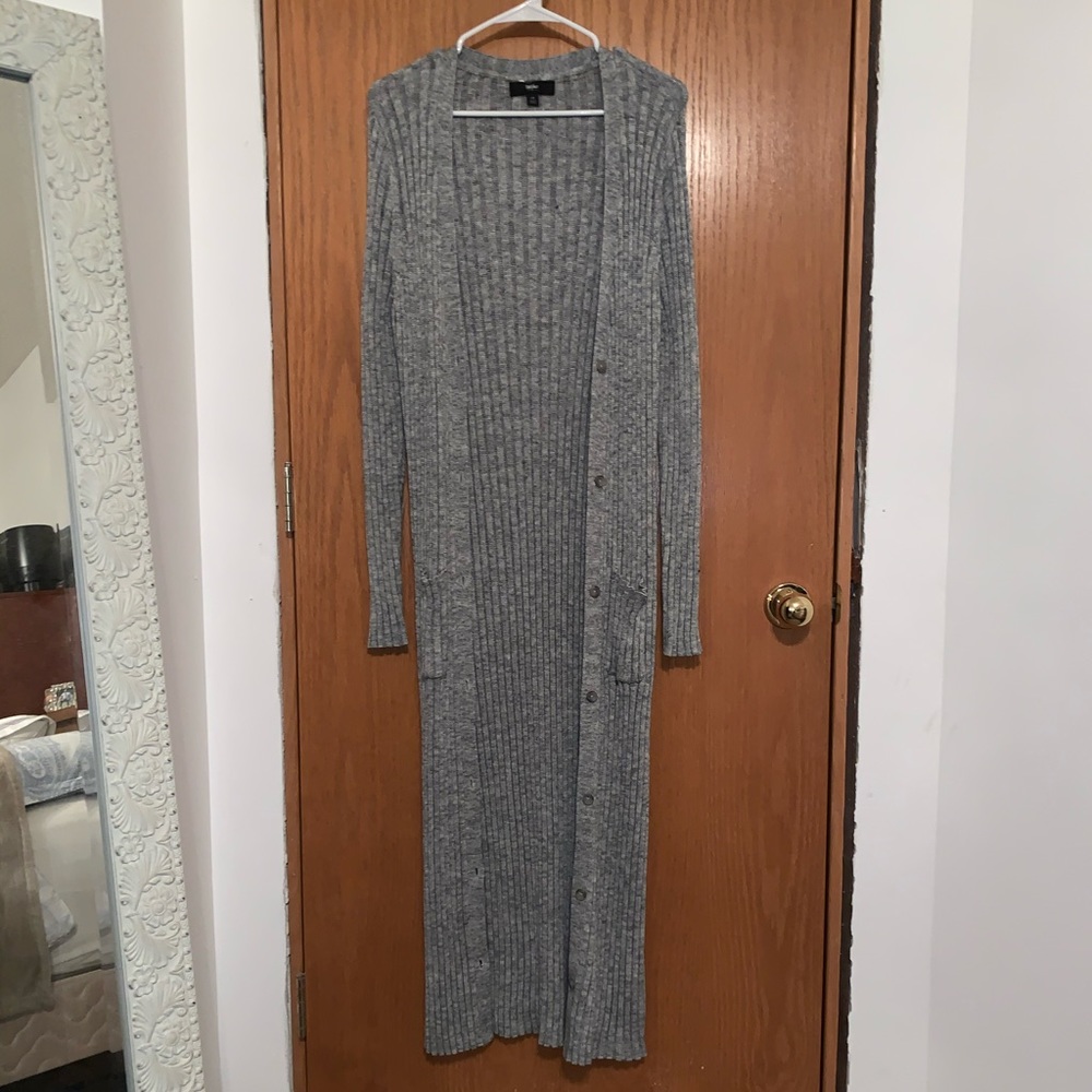 Gray sweater